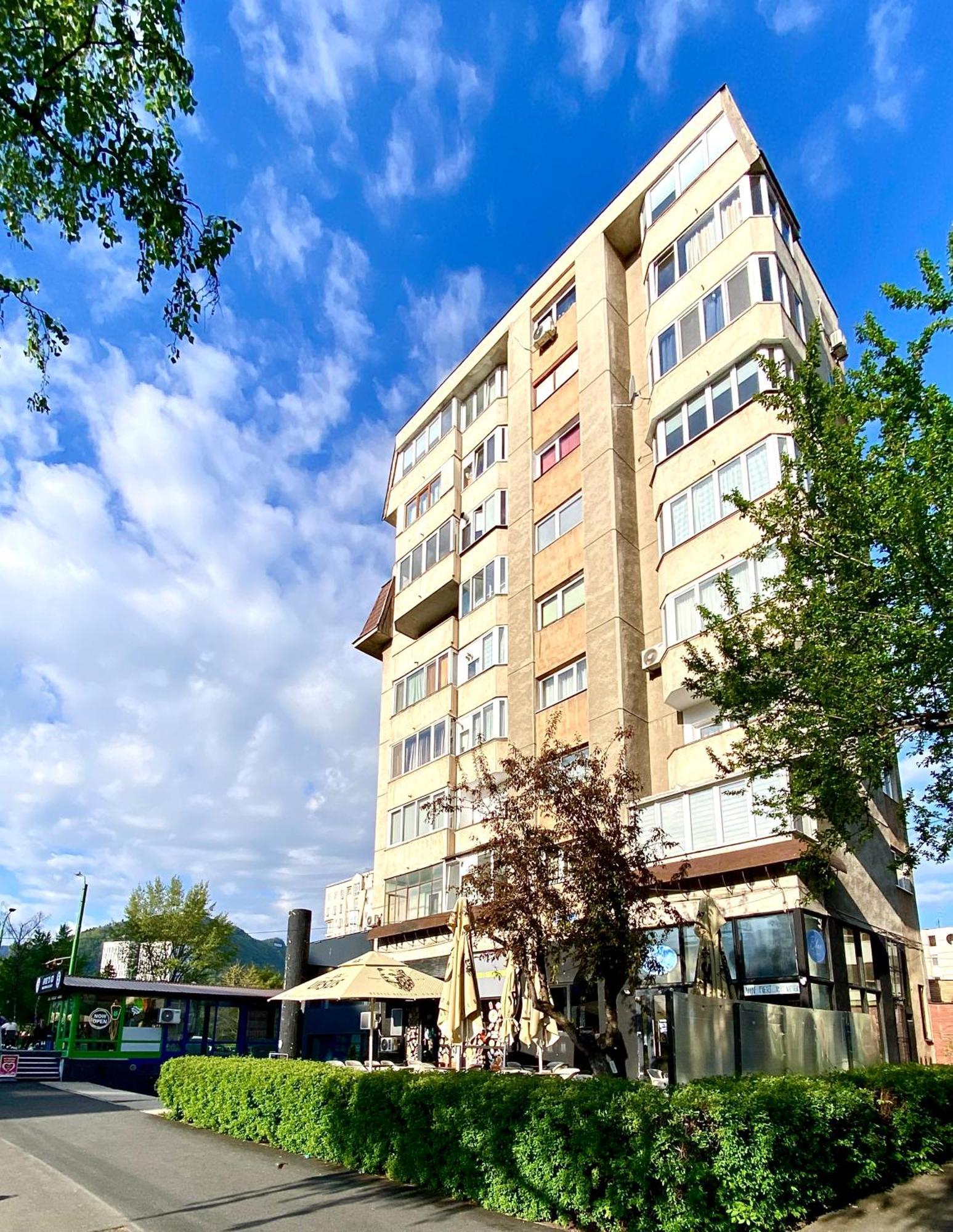 Kronstadt Apartment - Pet Friendly Braşov Exterior foto