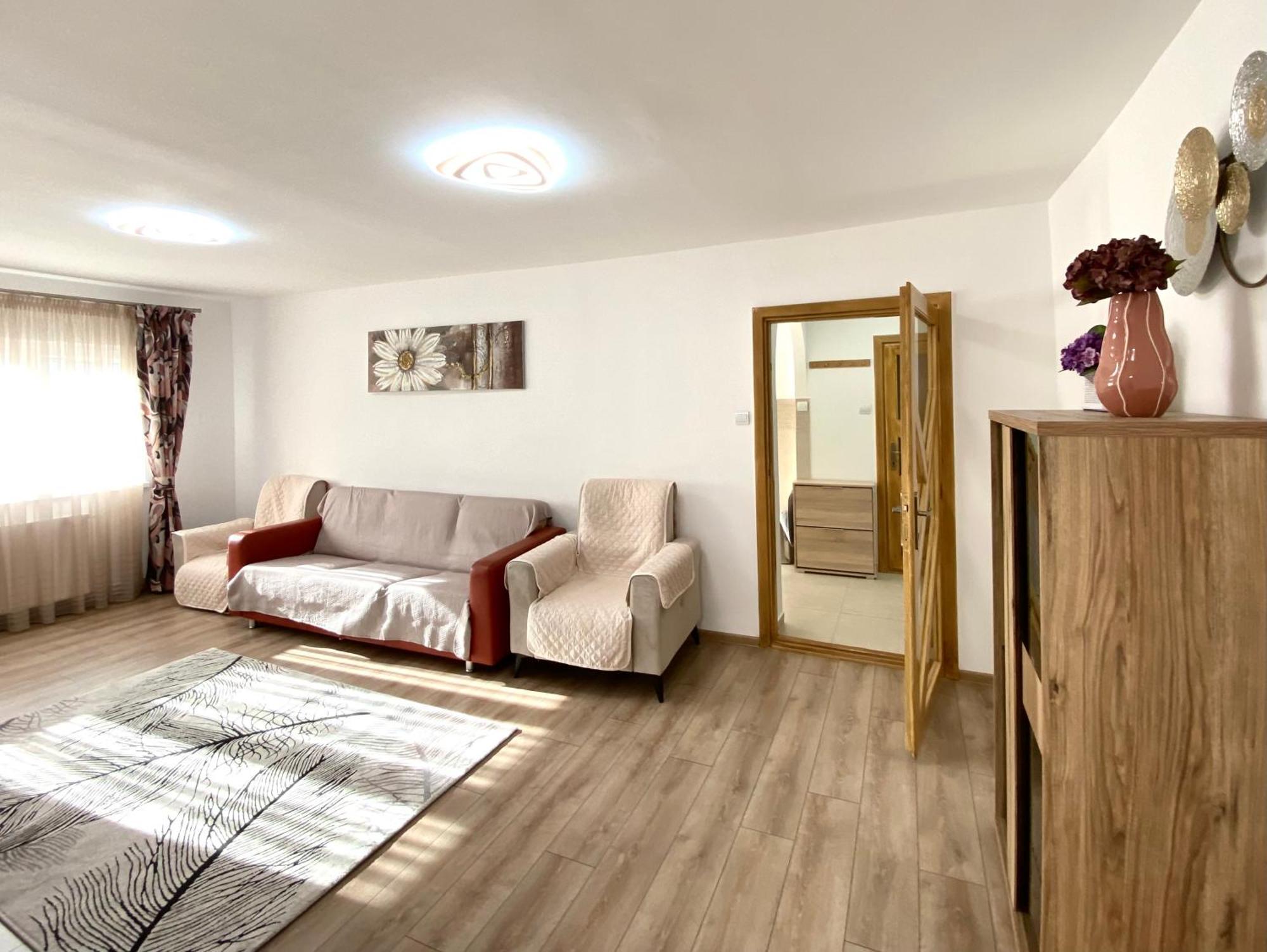 Kronstadt Apartment - Pet Friendly Braşov Exterior foto